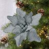 Bársonyos dombornyomott karácsonyi virág Ezüst 20 cm