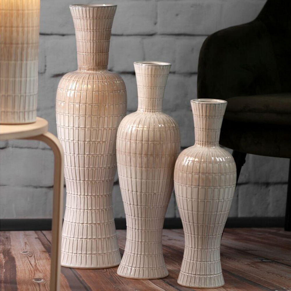 Útmutató a dekoratív vázákkal történő díszítéshez
