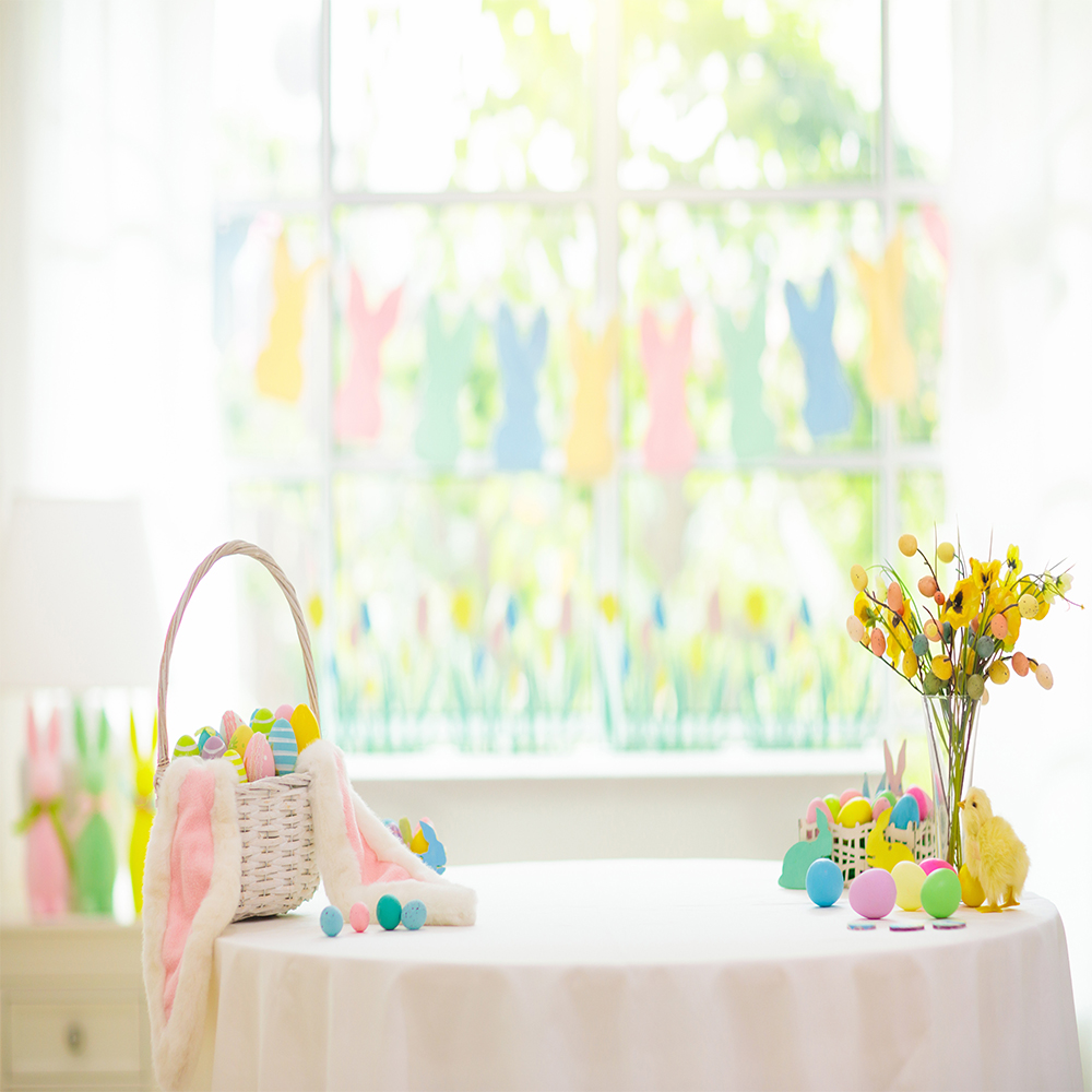 Készíts saját kezűleg húsvéti dekorációt az ablakra!